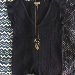 Navy merino flutter sleeve point sur j crew xs